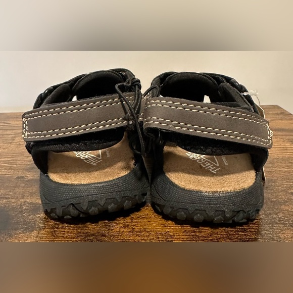 Thereabouts Toddler Boys Brown LIL Tidal Sandals NWT Various Sizes - Picture 6 of 9
